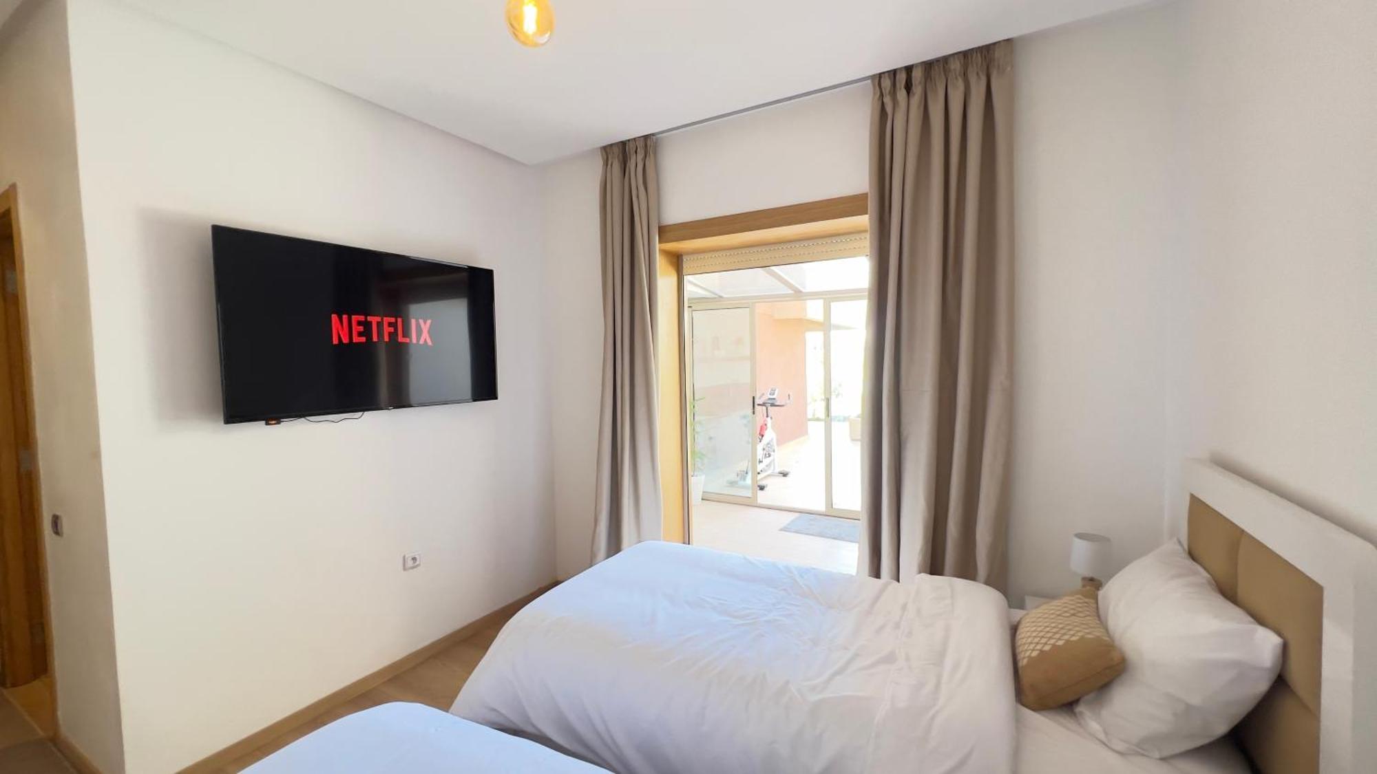 Appartement De Luxe Avec Jardin Vue Sur La Piscine Golf Securise 24H Sur 24 A 5 Minutes De L Aeroport مراكش المظهر الخارجي الصورة